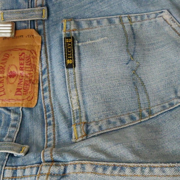 Lucky Brand, light blue jeans. Excellent condition. - Picture 2 of 4